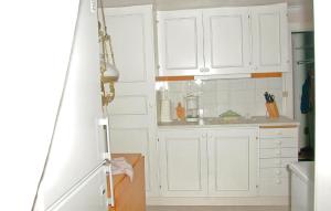 Cozy Home In Strängnäs With Kitchen