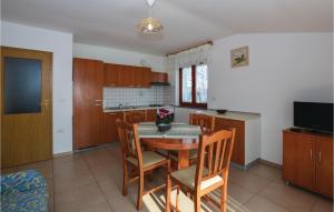 2 Bedroom Amazing Apartment In Portoroz 