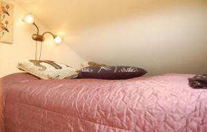 1 Bedroom Lovely Home In Ă–rkelljunga