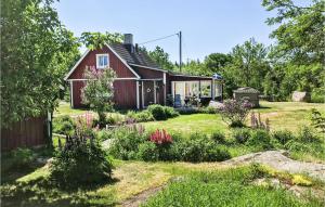 Amazing Home In Holmsjö