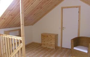 Beautiful Home In Fjällbacka With Sauna