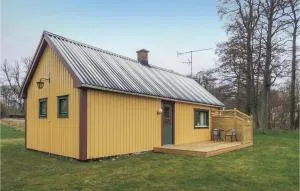 2 Bedroom Nice Home In Urshult - Väckelsång