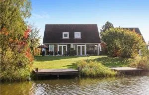 Gorgeous Home In Vlagtwedde - 布尔坦赫城