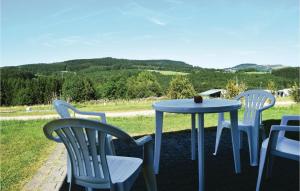 2 Bedroom Cozy Home In Gerolstein