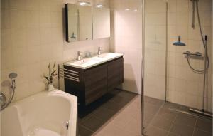 Nice Home In Retranchement With Wifi