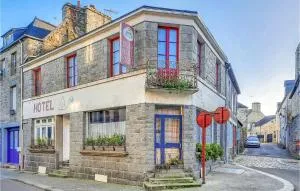 2 Bedroom Awesome Apartment In Antrain - Sougéal