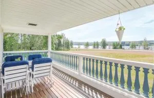 2 Bedroom Awesome Home In Svanskog - Slirud