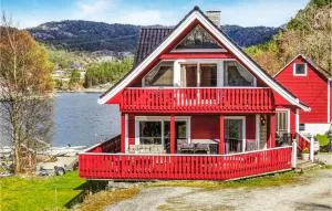 Amazing Home In Nordtveitgrend - Ølve