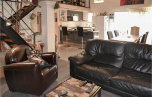 3 Bedroom Amazing Home In Villetelle