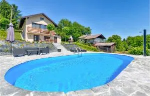 Cozy Home In Dragoslavec With Kitchen - Gornji Mihaljevec