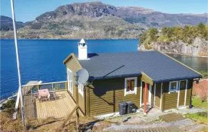 Nice Home In Eikelandsosen With Sauna - Forebygdi