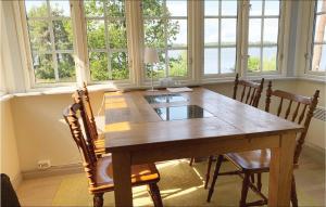 Amazing Home In Kvicksund With Wifi