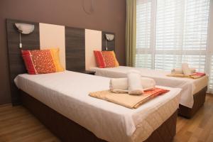 Deluxe Two-Bedroom Apartment room in Elite Apartments