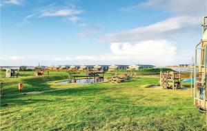 Gorgeous Stacaravan In Lauwersoog