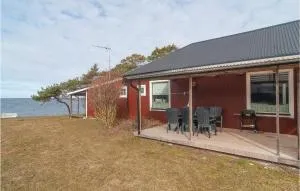 Two-Bedroom Holiday Home In Visby - Lickershamn