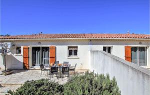 Maisons de vacances Pet Friendly Home In Rochefort Du Gard : photos des chambres