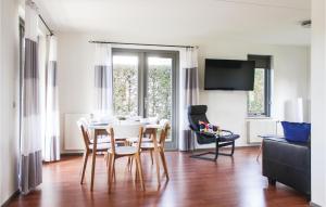 3 Bedroom Stunning Home In Wemeldinge