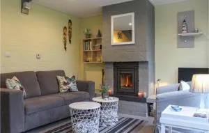 3 Bedroom Beautiful Home In Bruinisse - 布勒伊尼瑟