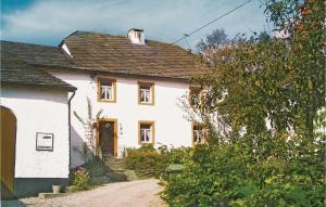 Holiday home Burg-Reuland with a Fireplace 186