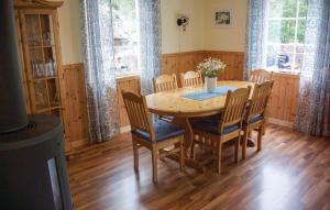 Nice Home In Fjällbacka With Sauna