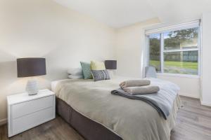 Point Grey Apartment 13