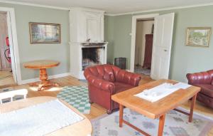 Gorgeous Home In Sävsjö With Wifi