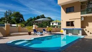 Stone Self Catering Apartment - Anse Lazio