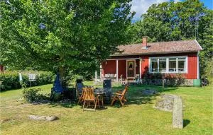 Nice Home In Listerby With Wifi - Bredavik