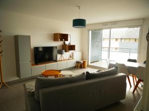 Appartements Appartement Tout Confort a Arzon - Proche Plage du Fogeo, Commerces et Activites - FR-1-639-30 : photos des chambres