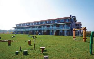 Apt 2 Hohen Wieschendorf