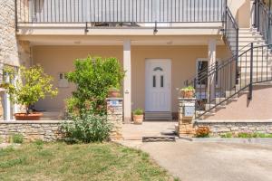 Apartment Bruneta 2 with Terrace - 4hvězdičkové hotely ve městě Vabriga