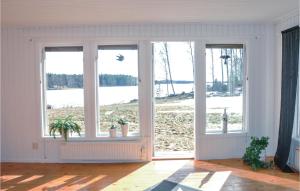 2 Bedroom Stunning Home In Storfors