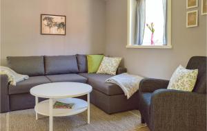 Cozy Home In Herräng With Wifi