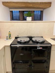 The Horners - Log burner, Cheshire Village, Parking, Walks, Aga, dogs