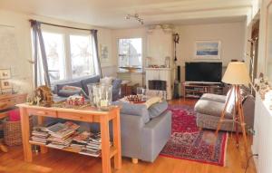 3 Bedroom Lovely Home In Vaxholm