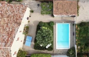 Maisons de vacances Amazing Home In Viols With Outdoor Swimming Pool, Wifi And 3 Bedrooms : photos des chambres