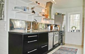 Cozy Home In Karlstad With Wifi