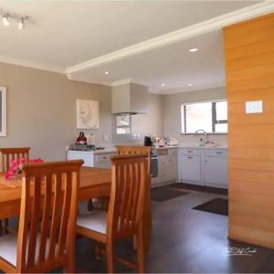 Sea Cliff Condo