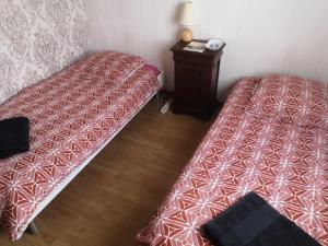 Sejours chez l'habitant Chambre au calme et simple, cuisine a dispo : photos des chambres