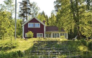 Gorgeous Home In Vimmerby With Wifi
