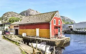 2 Bedroom Gorgeous Home In Sævareid - Sanddal