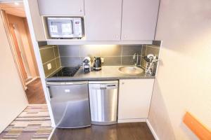 Appartements Studio With Balcony In Issy Les Moulineaux : photos des chambres