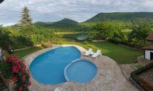 СЪНТОВЕЦ - на брега на язовир Цонево