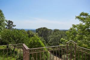 Appartements Appart13 piscine chauffee de luxe Belvoir13 a 10 min d Aix : photos des chambres