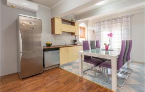 Lovely Home In Biograd Na Moru With Kitchen