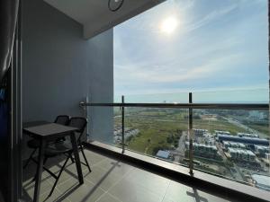 Atlantis center of Melaka 1B1B max 6pax with Big Pool and Sky Bridge