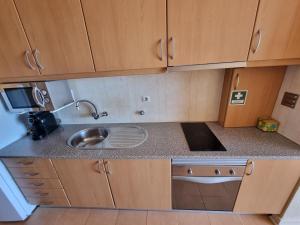 Apartamento junto a Praia com piscina.