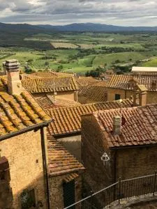 In piazza Casale Marittimo - Bibbona