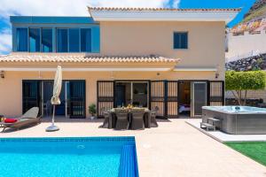 TORVISCAS SUNSET VILLA 4 rooms & private Jacuzzi