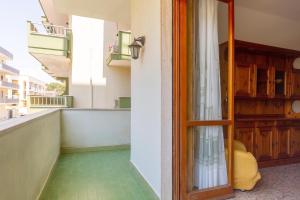 Anna House by BarbarHouse